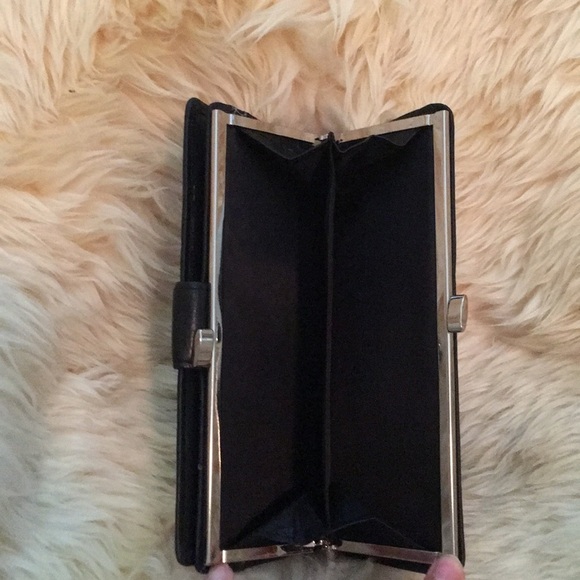 Vintage Black Leather Bi-fold Wallet w/ dust bag. - Picture 4 of 8